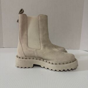 Vince Camino Women's Chelsea Boots 7.5m/with studs MINOR FLAW SEE PHOTOS